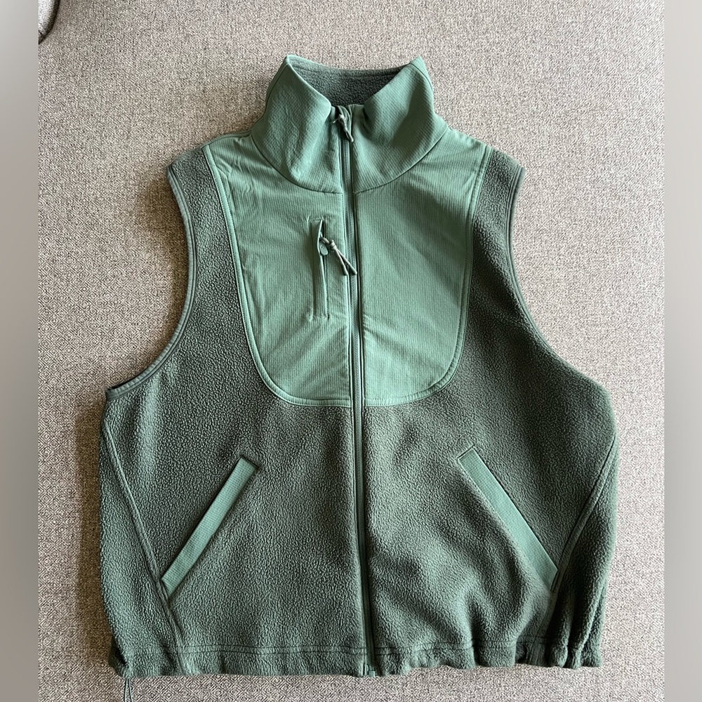 Lululemon Fleece + Ripstop Vest